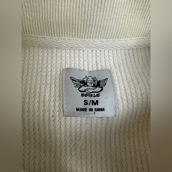 NWT Boys Lie Pullover Sweater - Picture 3 of 5
